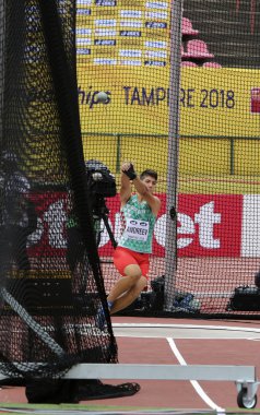 Tampere, Finlandiya, 11 Temmuz: Valentin Andreev Bulgaristan üzerinde çekiç atma olayı IAAF Dünya U20 Şampiyonası Tampere, Finlandiya 11 Temmuz, 2018.