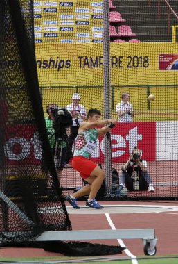 Tampere, Finlandiya, 11 Temmuz: Valentin Andreev Bulgaristan üzerinde çekiç atma olayı IAAF Dünya U20 Şampiyonası Tampere, Finlandiya 11 Temmuz, 2018.