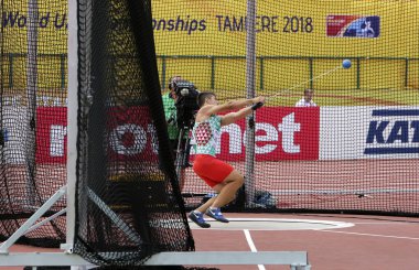 Tampere, Finlandiya, 11 Temmuz: Valentin Andreev Bulgaristan üzerinde çekiç atma olayı IAAF Dünya U20 Şampiyonası Tampere, Finlandiya 11 Temmuz, 2018.