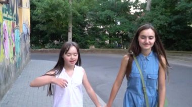 Down sendromu kız ağır çekim