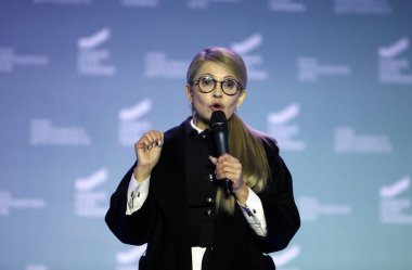 Chernivtsi, Ukrayna 03 Kasım 2018: Yulia Timoşenko 03 Kasım, 2018 Chervivtsi, Ukrayna'da Cumhurbaşkanlığı kampanyası başladı. 31 Mart 2019 Ukrayna'da yapılacak cumhurbaşkanlığı seçimleri bekleniyor
