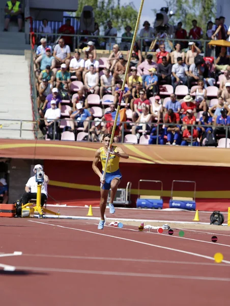 芬兰坦佩雷 7月14日 来自瑞典的阿尔芒 Duplantis 在国际田联世界 U20 锦标赛上获得极跳马事件第十四2018年7月芬兰的坦佩雷 — 图库照片