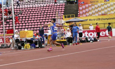 Tampere, Finlandiya, 11 Temmuz: Huijun Li'den IAAF Dünya U20 Şampiyonası Tampere, Finlandiya için 11 Temmuz, 2018 cirit atma olayı üzerinde Çin Taipei.