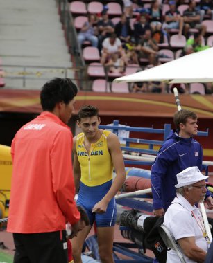 Tampere, Finlandiya, 11 Temmuz: Armand Duplantis İsveç kazanmak sırıkla yüksek atlama olay 11 Temmuz, 2018 üzerinde IAAF Dünya U20 Şampiyonası Tampere, Finlandiya.