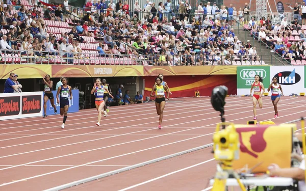 タンペレ フィンランド ニング 400 Metrs を実行しているフィンランドのタンペレ 2018 Iaaf U20 選手権準決勝 — ストック写真