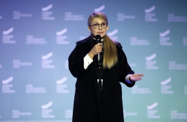 Yulia Timoşenko 03 Kasım, 2018 Chervivtsi, Ukrayna'da Cumhurbaşkanlığı kampanyası başladı. 31 Mart 2019 Ukrayna'da yapılacak cumhurbaşkanlığı seçimleri bekleniyor