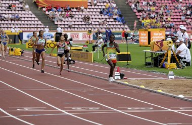 Tampere, Finlandiya, 11 Temmuz: Athlets tarihinde IAAF Dünya U20 Şampiyonası Tampere, Finlandiya üzerinde 11 Temmuz 2018 yılında 800 metre yarı final.