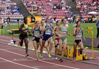 Tampere, Finlandiya, 11 Temmuz: Athlets tarihinde IAAF Dünya U20 Şampiyonası Tampere, Finlandiya üzerinde 11 Temmuz 2018 yılında 800 metre yarı final.
