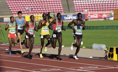 Tampere, Finlandiya, 10 Temmuz: Atletler IAAF Dünya U20 Şampiyonası Tampere, Finlandiya üzerinde 10 Temmuz 2018 yılında 10.000 metre.