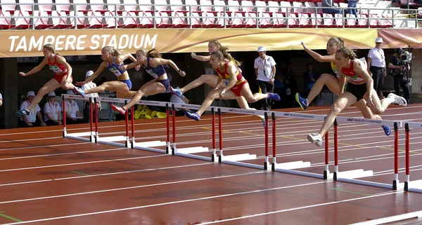 Tampere Finland Juli Atleter Der Løber 100 Meter Forhindringer Iaaf - Stock-foto