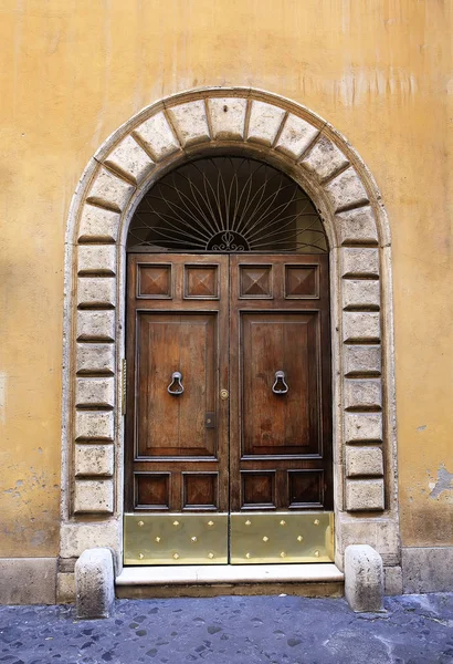 Old Italian Vintage Door — Stock Photo, Image