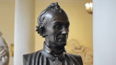 Lavra'da Alexander Suvorov Heykeli