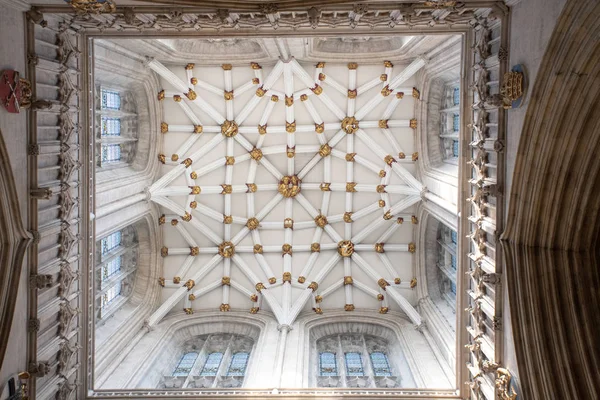 Espectacular Techo Blanco Del Casco Iglesia —  Fotos de Stock