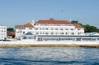 Poole Dorset Uk - 20 Ekim 2018: lüks otel Sandbanks Poole Dorset sığınak