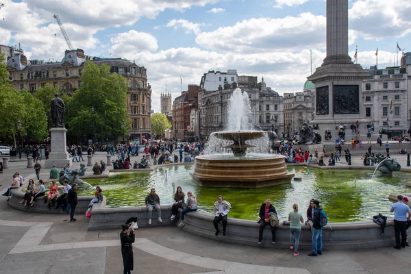Trafalgar Square London United Kingdom May 2019 Tourists Gathered Trafalgar — Stock Photo, Image