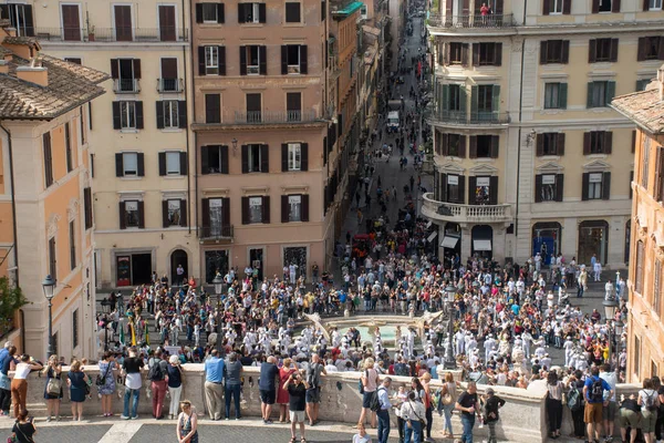 Roma Italia Septiembre 2019 Mirando Multitud Piazza Spagna Desde Escalón —  Fotos de Stock