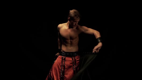 Sexy man taniec — Wideo stockowe