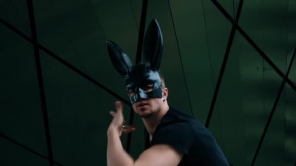 Man Mask Hare Dancing — Stock Video