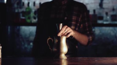 Barmen olun bir kokteyl