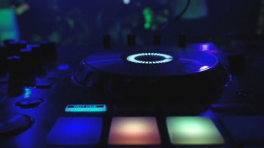 DJ Mixer gece Club disko parti
