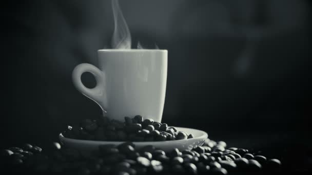 Coffee cup and coffee beans — Stock Video