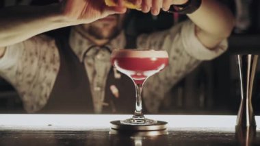 Barmen olun bir kokteyl