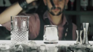 Barmen olun bir kokteyl