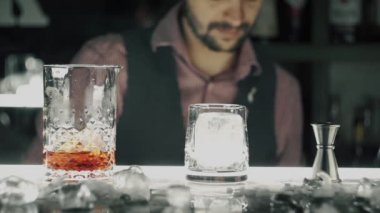 Barmen olun bir kokteyl