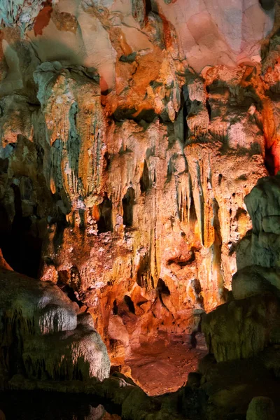 Kolorowe Ściany Jaskini Utworzone Naturalnej Skały — Zdjęcie stockowe
