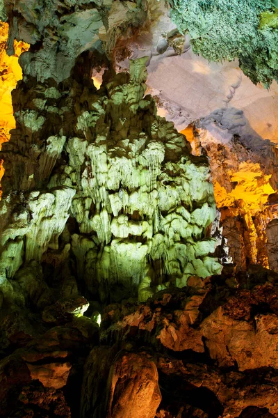 Murs Grotte Colorés Formés Partir Roche Naturelle — Photo