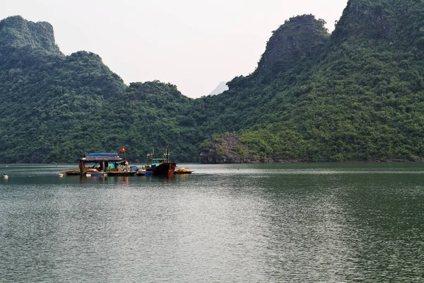 Baía Halong Long Vietnã — Fotografia de Stock