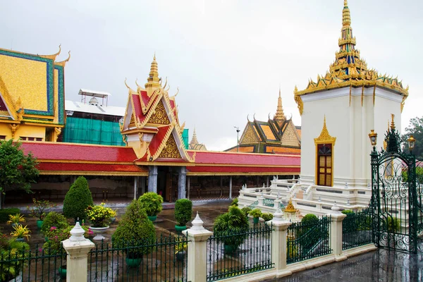 Phnom Penh Cambogia September Der Königspalast Ist Ein Gebäudekomplex Der — Stockfoto