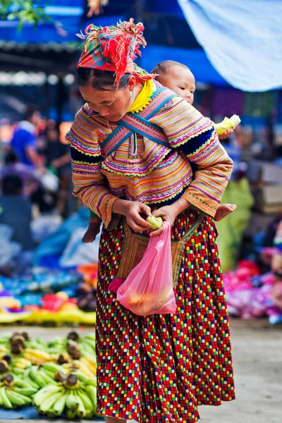 Bac Vietnam Septiembre Mujeres Identificadas Minoría Étnica Flower Mong Mercado — Foto de Stock