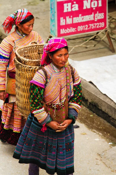 Бак Вьетнам Сентября Неизвестные Женщины Представителей Этнических Меньшинств Цветка Рынке — стоковое фото