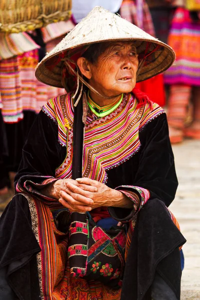 Bac Vietnam September Unidentified Women Flower Ong Ethnic Minority People — 图库照片