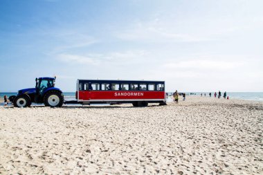 GRENEN, DENMARK - 12 Temmuz 2011 'de Danimarka' nın Grenen veya The Branch olarak adlandırılan en kuzey noktası. Grenen 'de Baltık ve Kuzey Denizi birleşimi var..