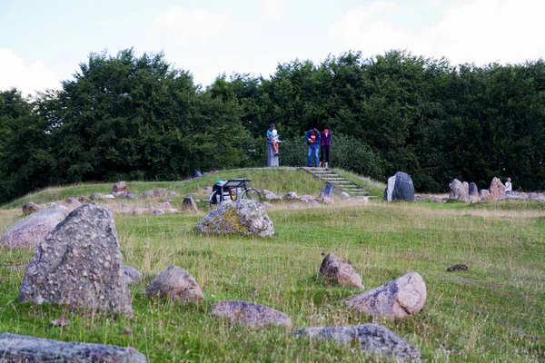덴마크의앨 보르에 무덤들을 발견하다 — 스톡 사진