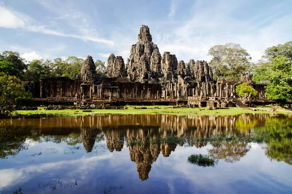 Belangrijkste Uitzicht Oude Bayon Tempel Angkor Thom Avondzon Mysterieuze Angkor — Stockfoto