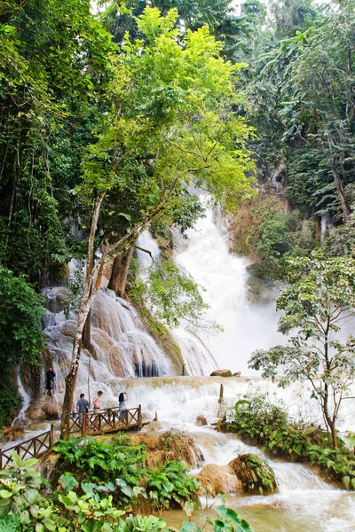 Водопады Вблизи Луангпхабанга — стоковое фото