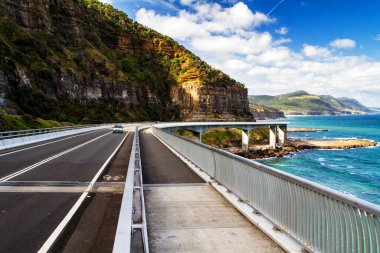 Grand Pacific Drive boyunca Sea Cliff Köprüsü, Yeni Güney Galler, Avustralya