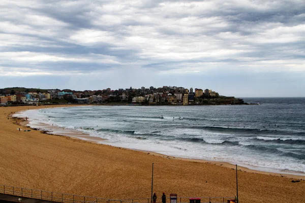 Plaża Bondi Pochmurny Deszczowy Dzień Sydney Australia — Zdjęcie stockowe
