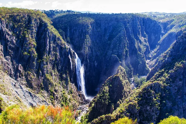 Wollomombi Şelalesi, Şelale Yolu, Yeni Güney Galler, Avustralya