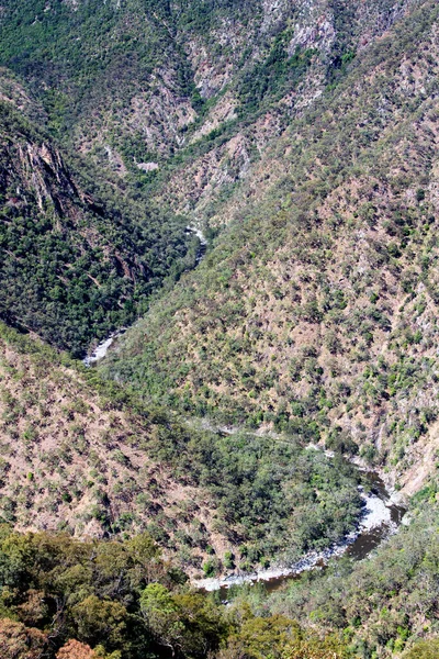 澳大利亚Wollombi峡谷的巨大岩石面 — 图库照片