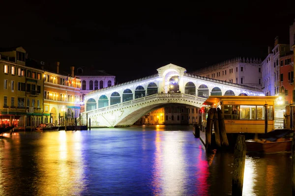 Puente Rialto Venecia Italia — Foto de Stock