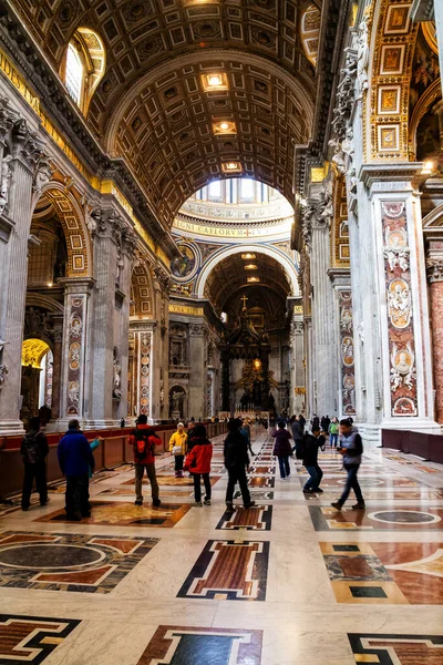 Dentro Basílica São Pedro — Fotografia de Stock