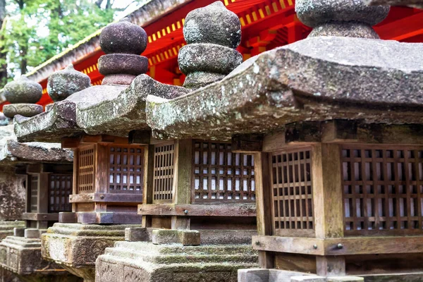 Steinlaternen Auf Der Straße Zum Kasuga Schrein Nara Japan — Stockfoto