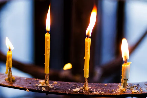 Kerzen Räucherstäbchen Und Laternen Sind Die Hauptlichtquelle Japanischen Tempel Osaka — Stockfoto