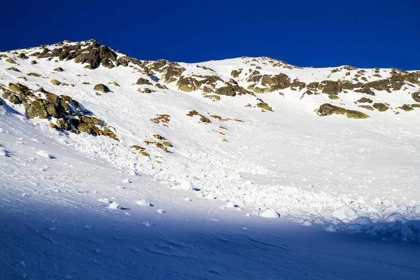 Dağ Vadisi Karı Dolina Pieciu Stawow Yüksek Tatra Dağları Polonya — Stok fotoğraf