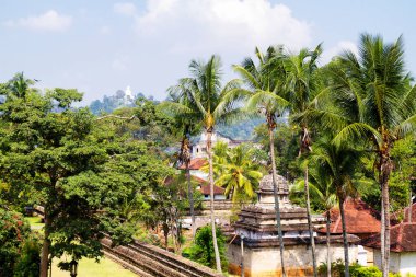 Diş Kalıntısı Tapınağı, Kandy, Sri Lanka