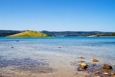 Şeffaf Mavi Suyuyla Güzel Adriyatik Denizi